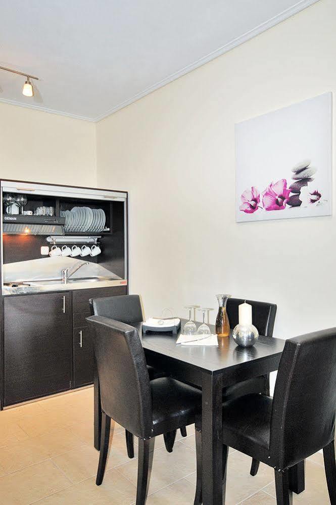 Aithra Apartments & Suites 가브리온 외부 사진